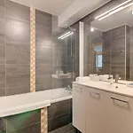 Aiguille De Chamonix, Alpes Agency, Chamonix, Sleeps 4 Apartment *