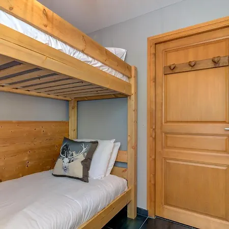 Apartment Aiguille De Chamonix, Alpes Agency, Central Chamonix, Sleeps 4