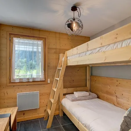 Aiguille De Chamonix- Alpes Travel - Chamonix