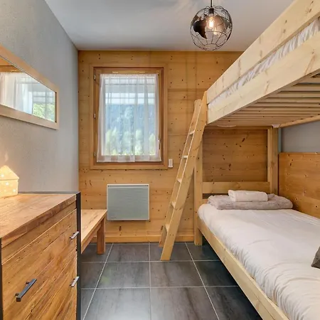 Aiguille De Chamonix- Alpes Travel - Chamonix