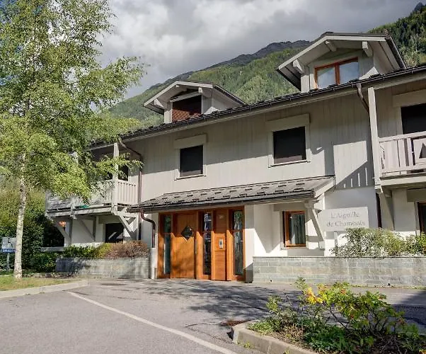 Apartment Aiguille De Chamonix, Alpes Agency, Central Chamonix, Sleeps 4 Appartamento Chamonix