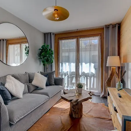 Aiguille De Chamonix- Alpes Travel - Chamonix