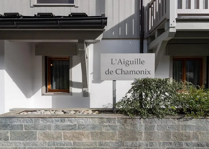 Apartment Aiguille De Chamonix, Alpes Agency, Central Chamonix, Sleeps 4 Chamonix